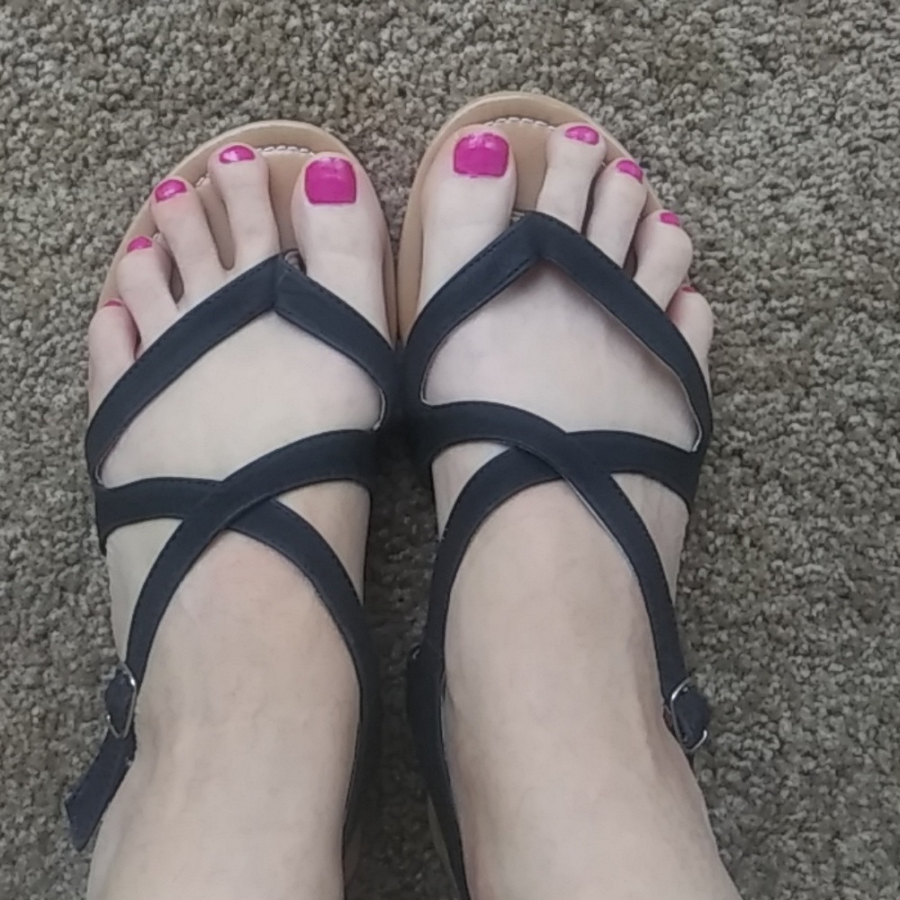 🌻Strappy Sandals🌻